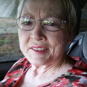 Meet your Posher, Carolyn